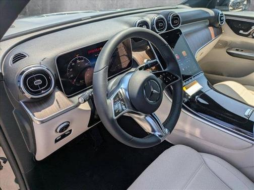 2025 Mercedes-Benz GLC 350e Base