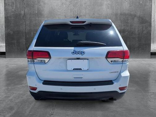 2020 Jeep Grand Cherokee Laredo