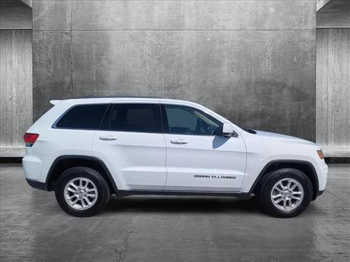2020 Jeep Grand Cherokee Laredo