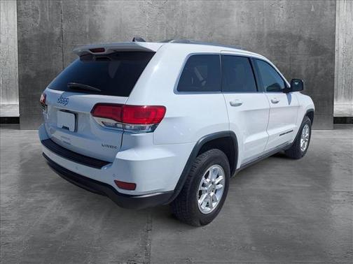 2020 Jeep Grand Cherokee Laredo