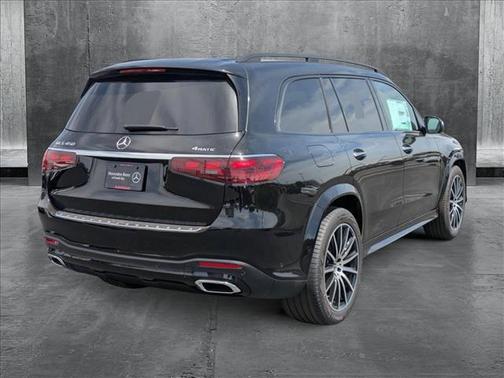 2025 Mercedes-Benz GLS 450 4MATIC