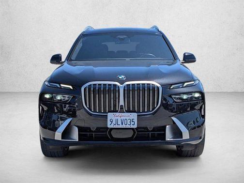 Black Sapphire Metallic 2024 BMW X7 xDrive40i