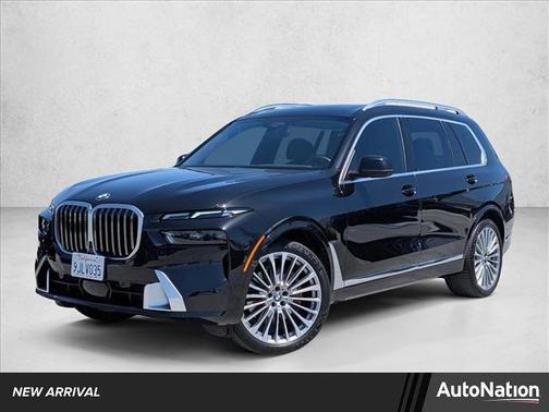 Black Sapphire Metallic 2024 BMW X7 xDrive40i
