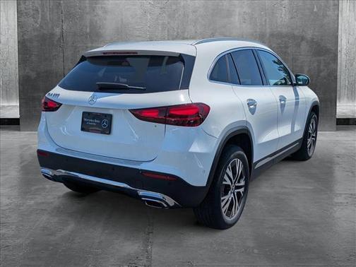 2025 Mercedes-Benz GLA 250 Base