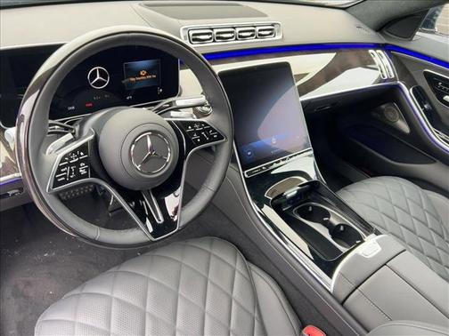 Obsidian Black Metallic 2026 Mercedes-Benz S-Class 4MATIC