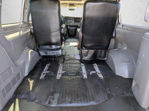 Summit White 2017 Chevrolet Express 2500 LT