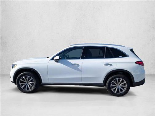 2026 Mercedes-Benz GLC 300 Base