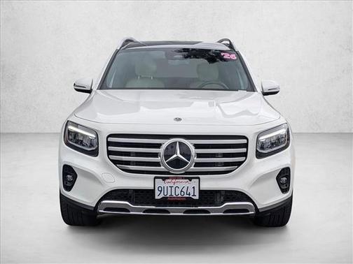 Polar White 2026 Mercedes-Benz GLB 250 Base