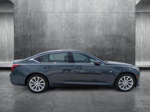 2022 Cadillac CT5 Luxury RWD