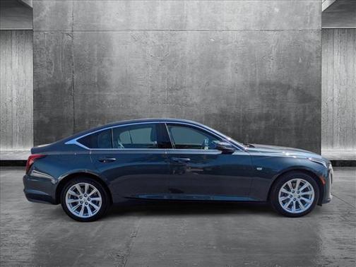 2022 Cadillac CT5 Luxury RWD