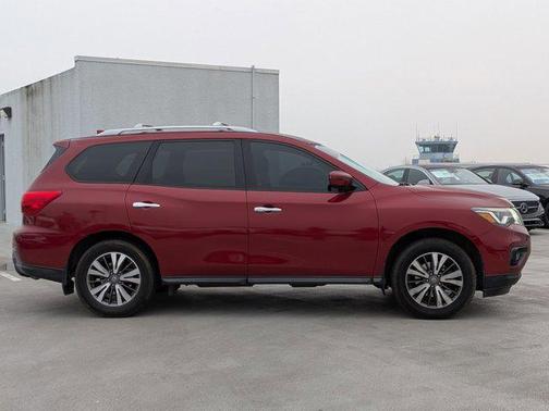 2020 Nissan Pathfinder SV 2WD