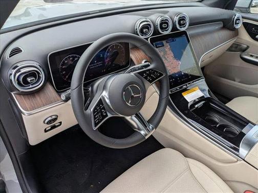 2025 Mercedes-Benz GLC 300 Base