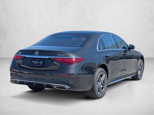 Graphite Grey Metallic 2026 Mercedes-Benz S-Class 4MATIC