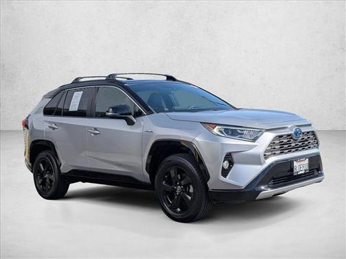 2019 Toyota RAV4 Hybrid SE