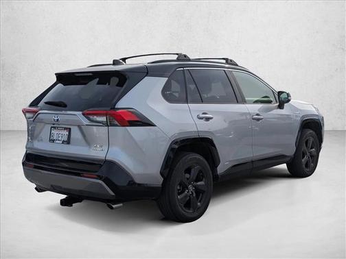 2019 Toyota RAV4 Hybrid SE