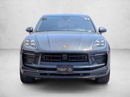Black 2023 Porsche Macan Macan