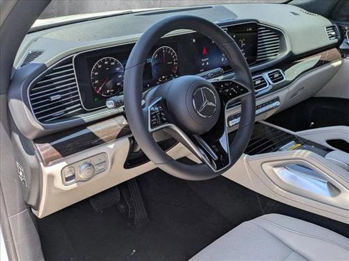 2025 Mercedes-Benz GLE 450e 4MATIC