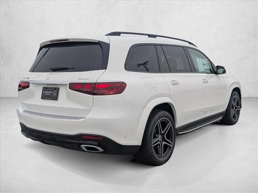 2026 Mercedes-Benz GLS 450 4MATIC