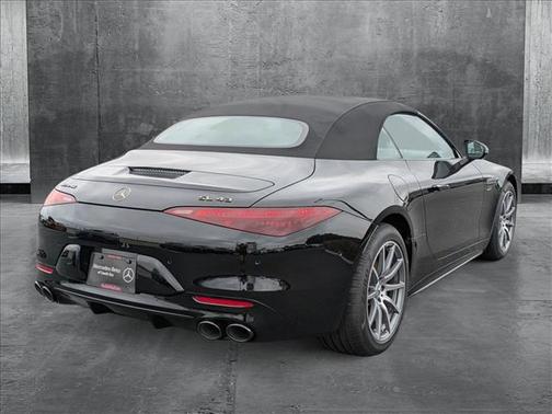 2025 Mercedes-Benz AMG SL 43 Base