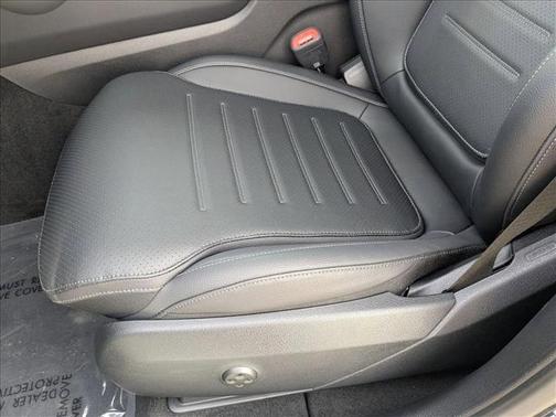 Graphite Grey Metallic 2026 Mercedes-Benz GLC 300 Base