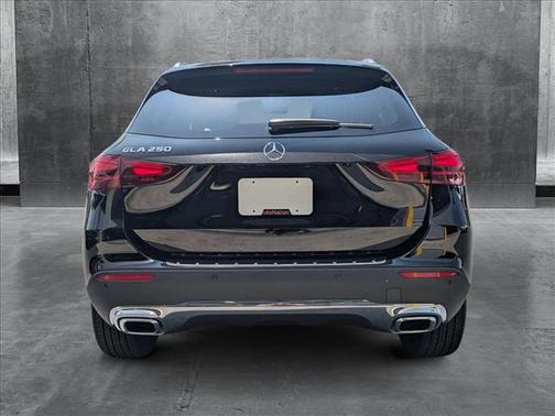 2025 Mercedes-Benz GLA 250 4MATIC