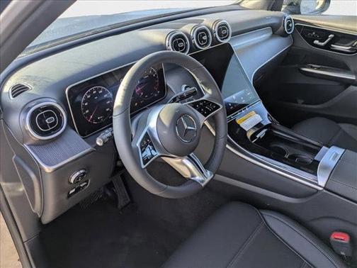 2026 Mercedes-Benz GLC 300 Base