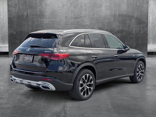 2025 Mercedes-Benz GLC 350e Base