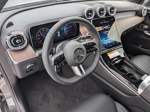 2026 Mercedes-Benz GLC 300 Base