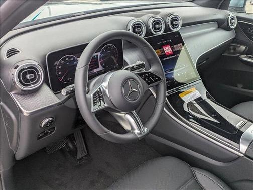 2025 Mercedes-Benz GLC 300 Base