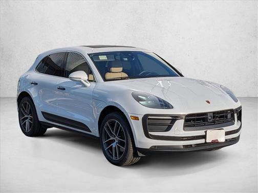 2023 Porsche Macan AWD