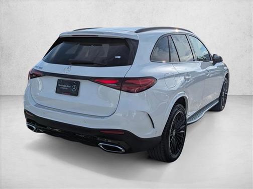 2026 Mercedes-Benz GLC 300 Base