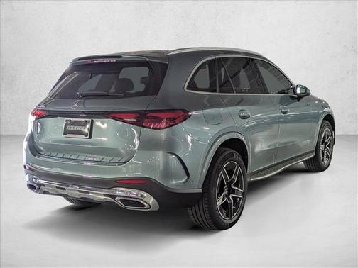 Verde Silver Metallic 2026 Mercedes-Benz GLC 300 Base