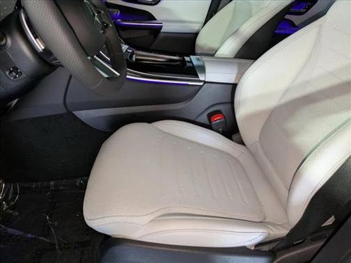 Verde Silver Metallic 2026 Mercedes-Benz GLC 300 Base