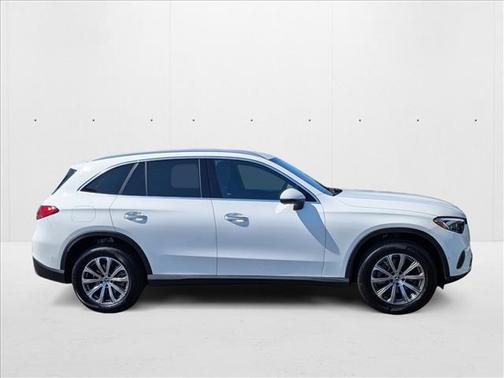2025 Mercedes-Benz GLC 300 Base