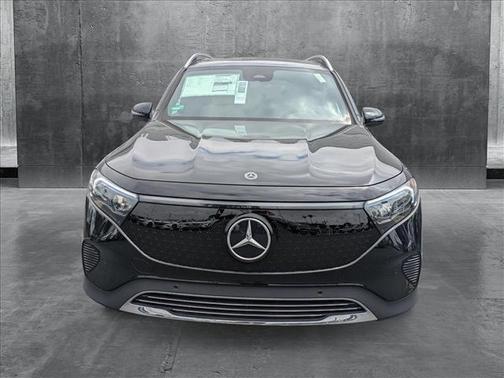 2025 Mercedes-Benz EQB 250 Base