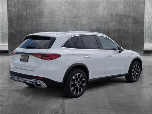 2025 Mercedes-Benz GLC 350e Base