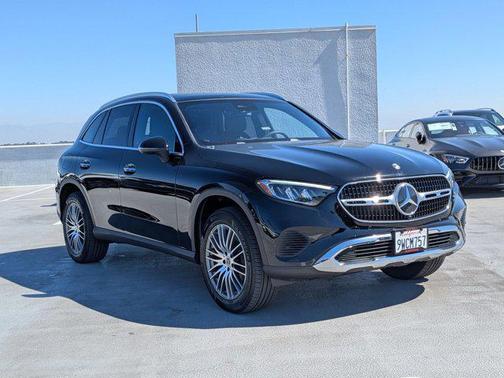 2026 Mercedes-Benz GLC 300 Base