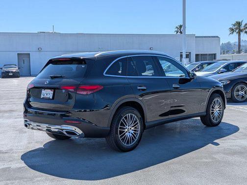 2026 Mercedes-Benz GLC 300 Base