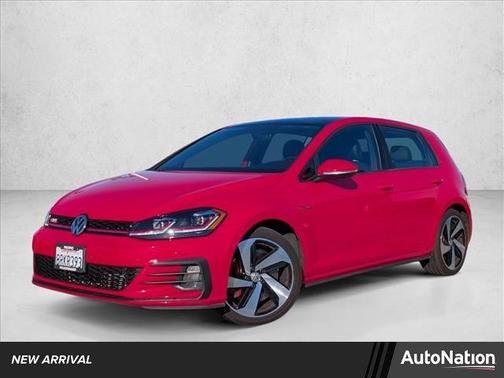 2020 Volkswagen Golf GTI 2.0T SE DSG