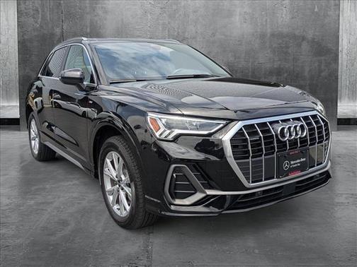 2023 Audi Q3 45 S line Premium Plus