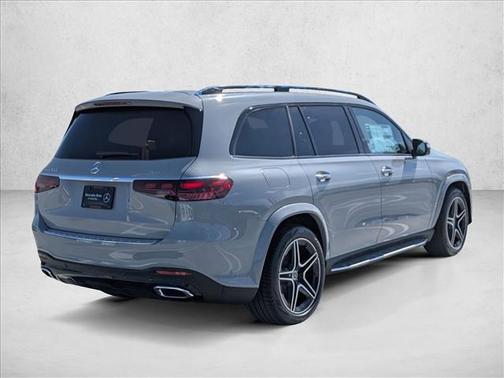 2026 Mercedes-Benz GLS 450 4MATIC
