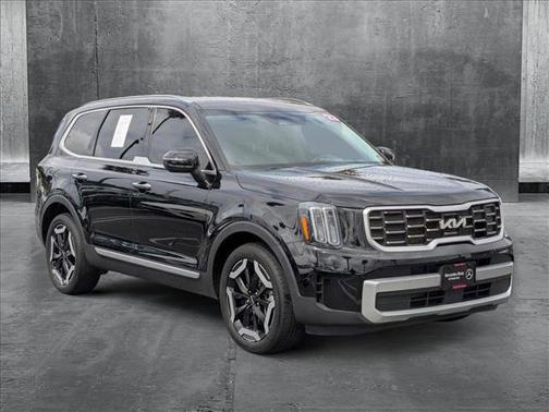 2023 Kia Telluride S