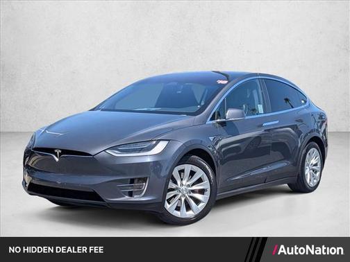 Silver/Gray 2018 Tesla Model X 75D