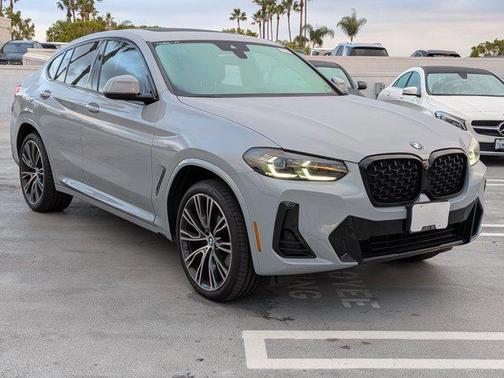 2022 BMW X4 xDrive30i