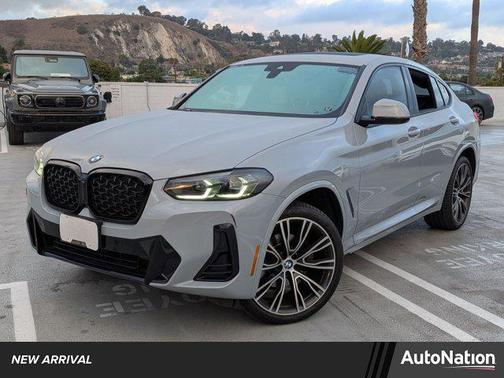 2022 BMW X4 xDrive30i