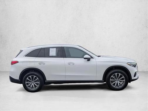 Polar White 2026 Mercedes-Benz GLC 300 4MATIC