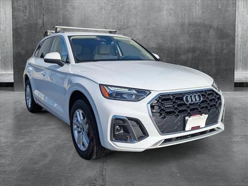 2024 Audi Q5 45 S line Premium