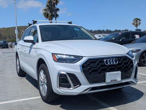 2024 Audi Q5 45 S line Premium