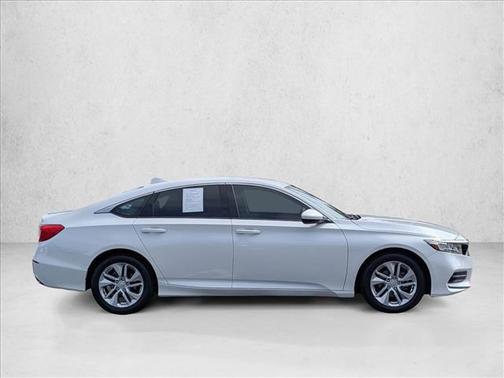 Platinum White Pearl 2019 Honda Accord LX