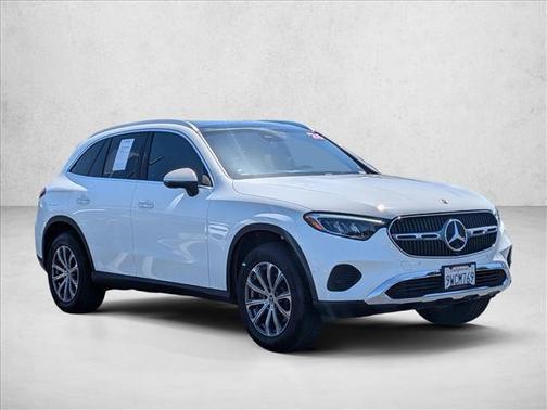 Polar White 2026 Mercedes-Benz GLC 300 4MATIC